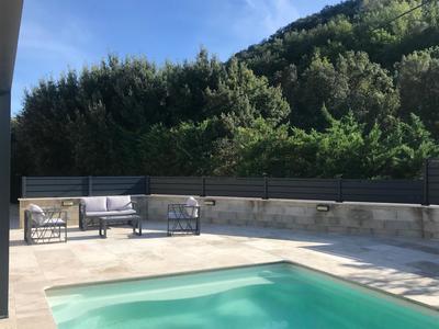 Villa - 180 m² - 5 pièces