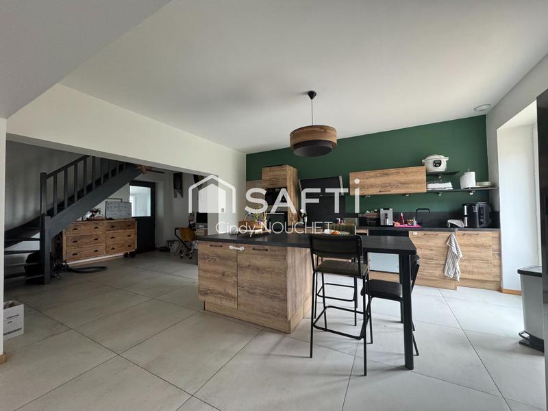 Maison - 222 m² - 6 pièces