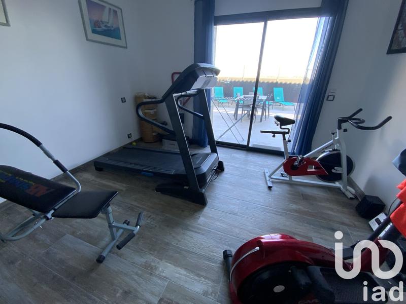 Maison - 305 m² - 7 pièces