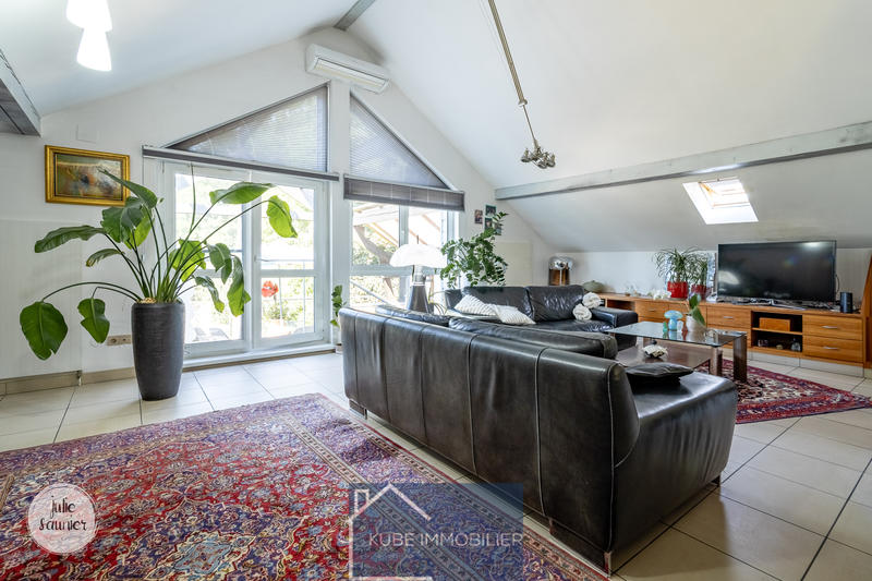 Appartement - 120 m² - 5 pièces