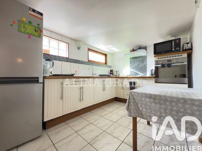 Maison - 79 m² - 4 pièces