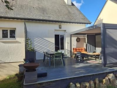 Maison - 186 m² - 7 pièces