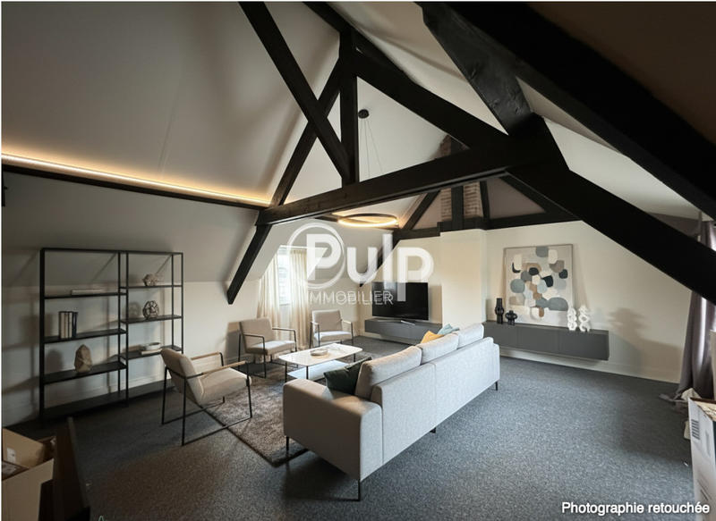 Maison - 340 m² - 10 pièces