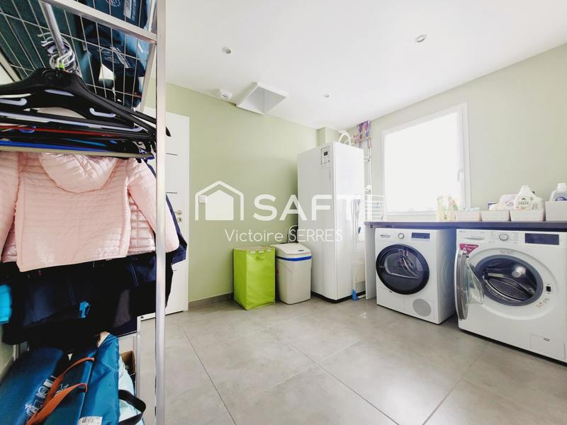 Maison - 195 m² - 8 pièces