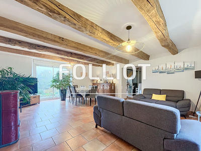 Maison - 175 m² - 10 pièces