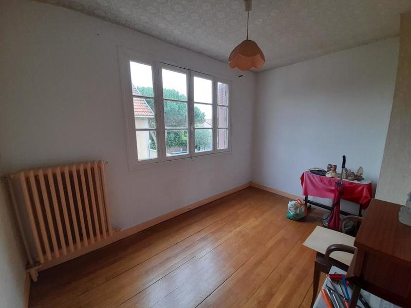 Maison - 190 m² - 9 pièces