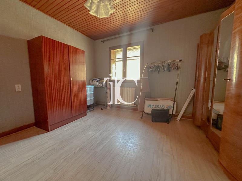 Maison - 135 m² - 7 pièces