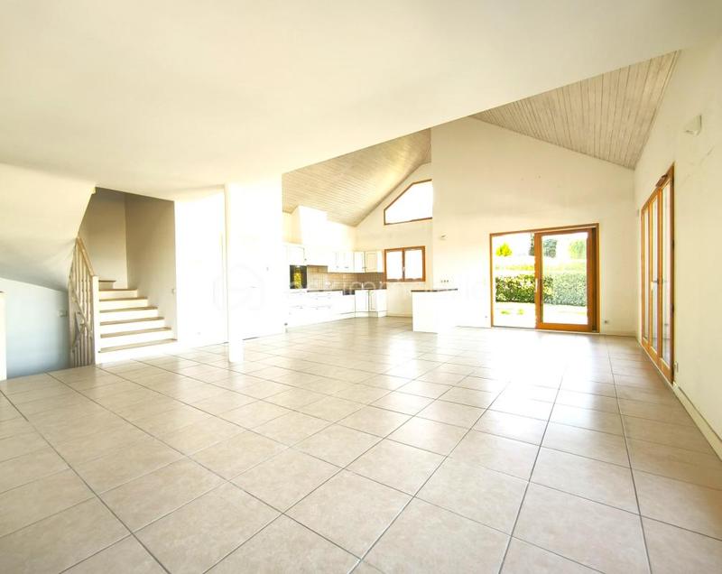 Maison - 179 m² - 6 pièces