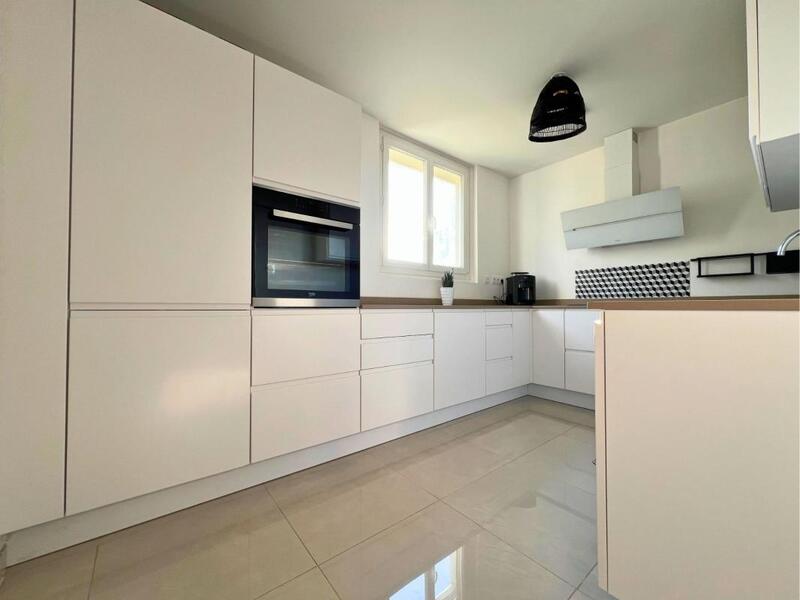 Maison - 127 m² - 5 pièces