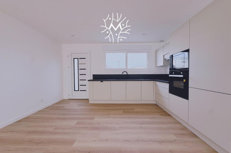 Maison - 86 m² - 4 pièces