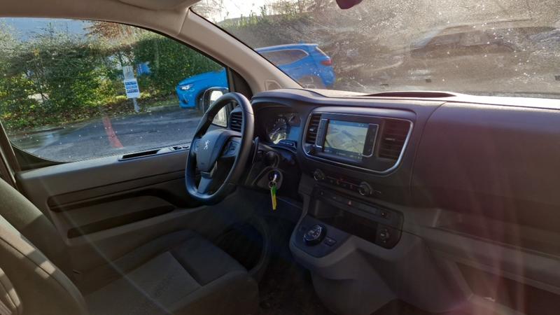 Peugeot Expert tole long bluehdi 145 ss eat8 asphalt