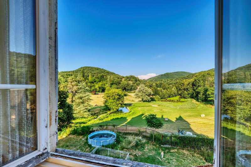 Château - 460 m² - 14 pièces