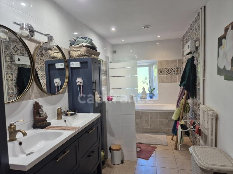 Maison en pierre - 100 m² - 4 pièces