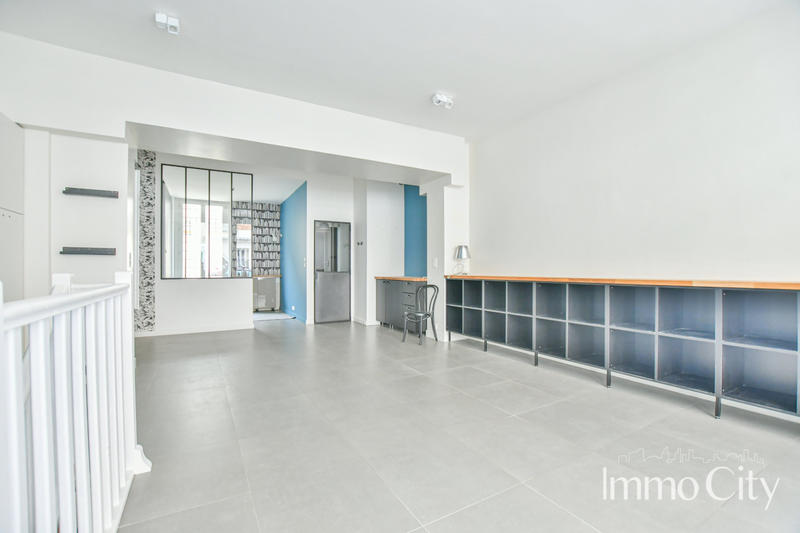 Local commercial - 75 m² - 2 pièces