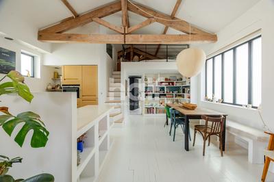 Maison - 92 m² - 4 pièces