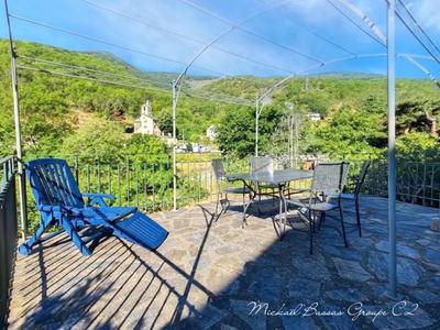 Maison - 102 m² - 4 pièces