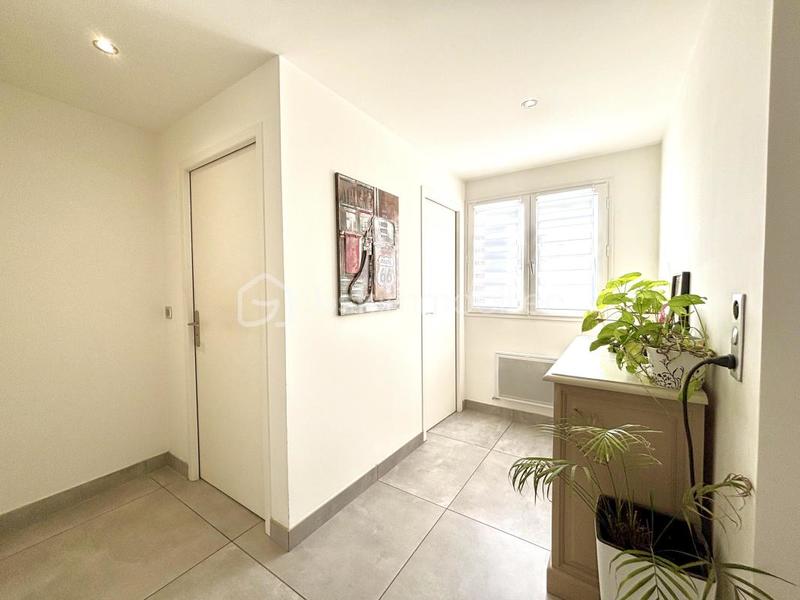 Maison - 177 m² - 6 pièces