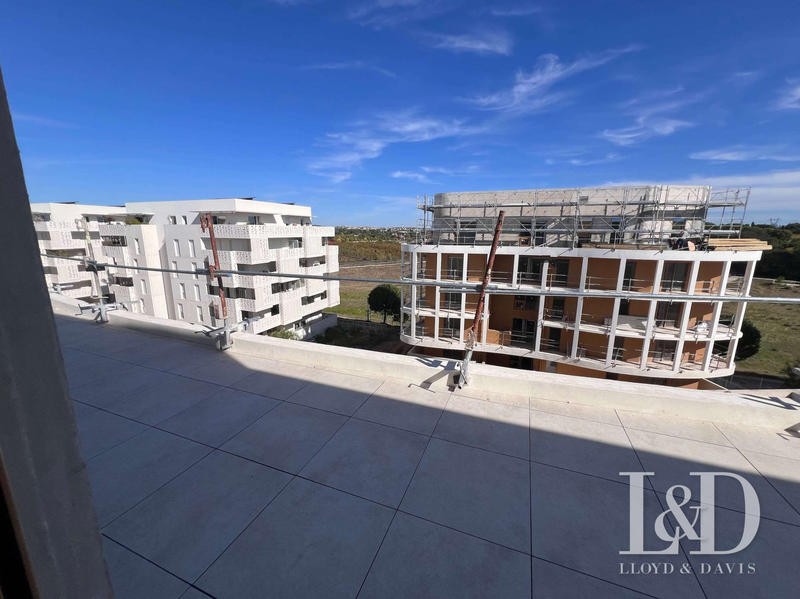 Appartement - 75 m² - 3 pièces