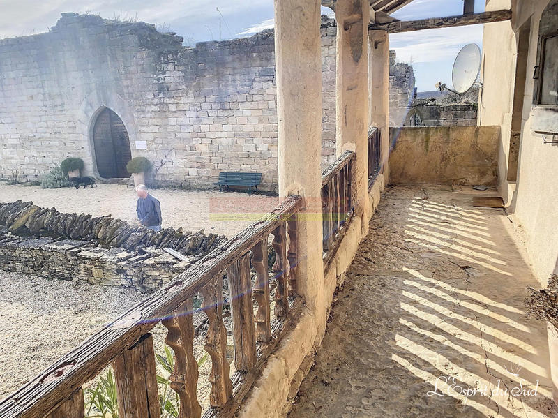 Château - 245 m² - 11 pièces