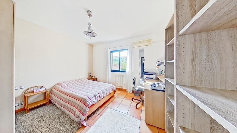 Villa - 139 m² - 5 pièces