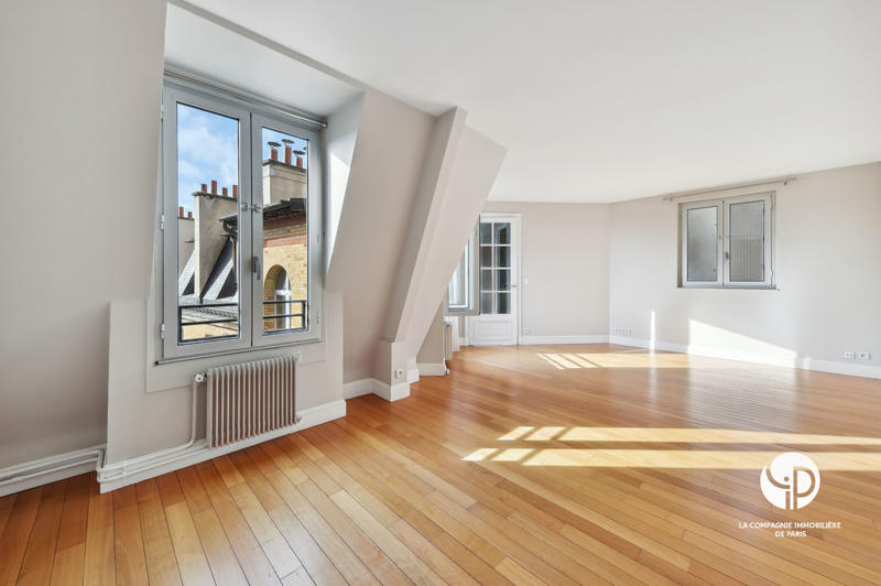 Appartement - 82 m² - 3 pièces