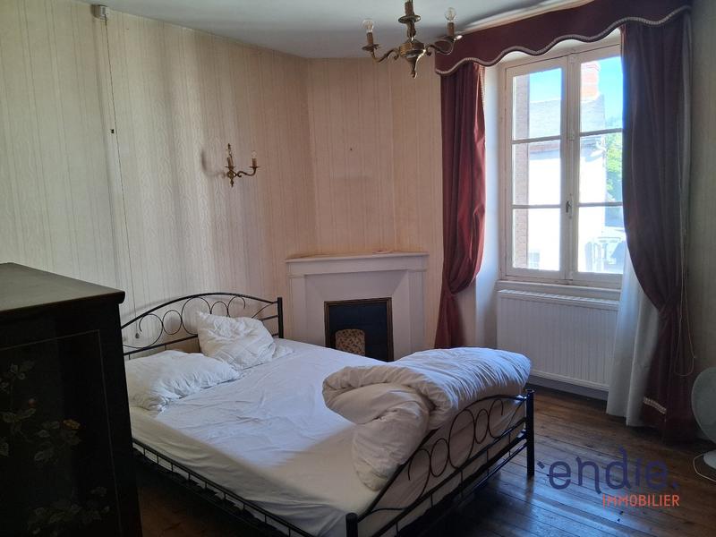 Maison - 130 m² - 7 pièces