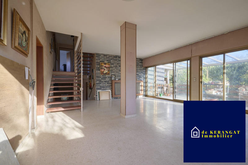 Villa - 323 m² - 9 pièces