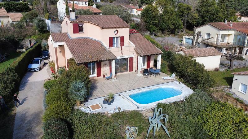 Maison d'architecte - 180 m² - 6 pièces