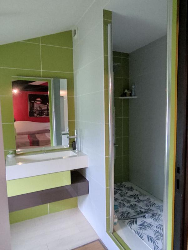 Maison - 217 m² - 6 pièces