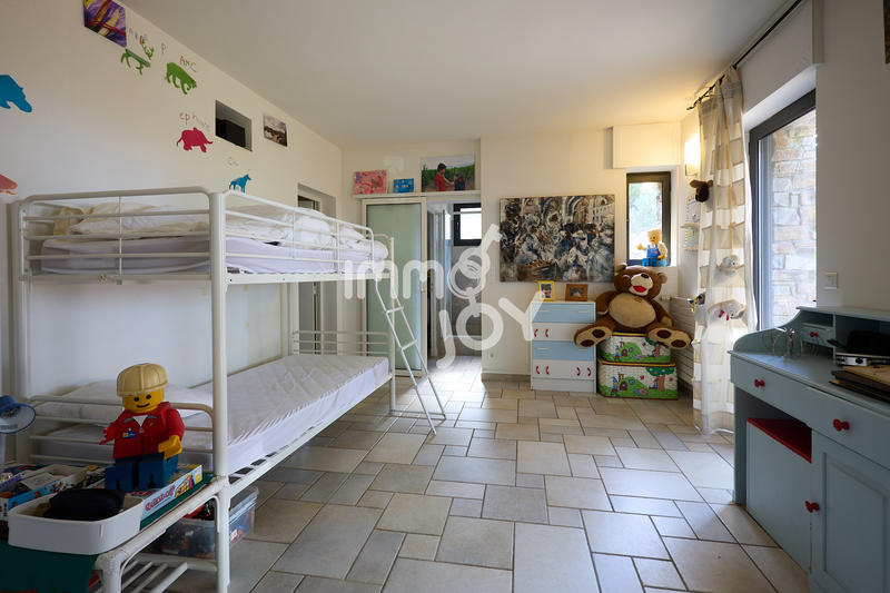 Villa - 320 m² - 8 pièces