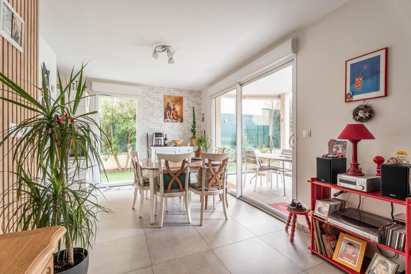 Appartement - 77 m² - 3 pièces