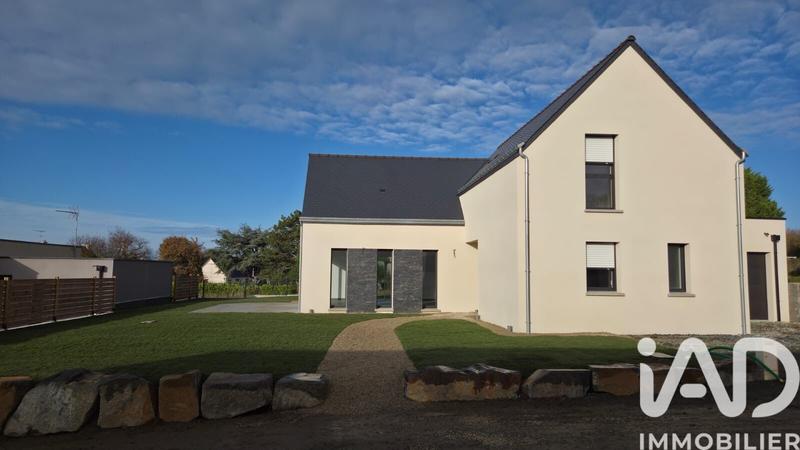 Maison - 140 m² - 5 pièces