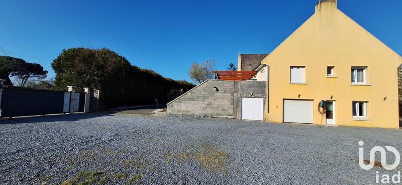 Maison - 198 m² - 9 pièces