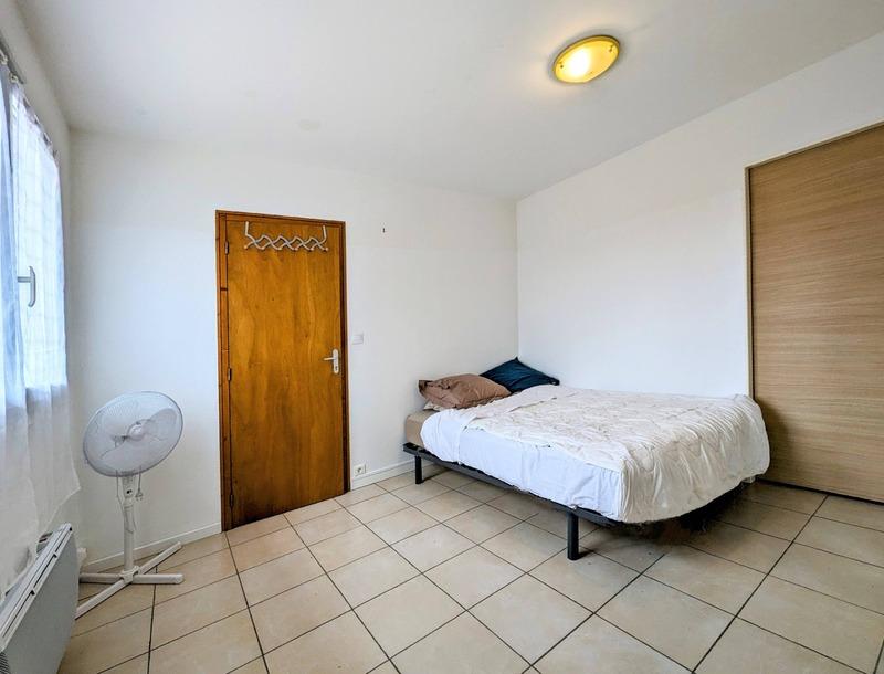 Propriété - 330 m² - 11 pièces