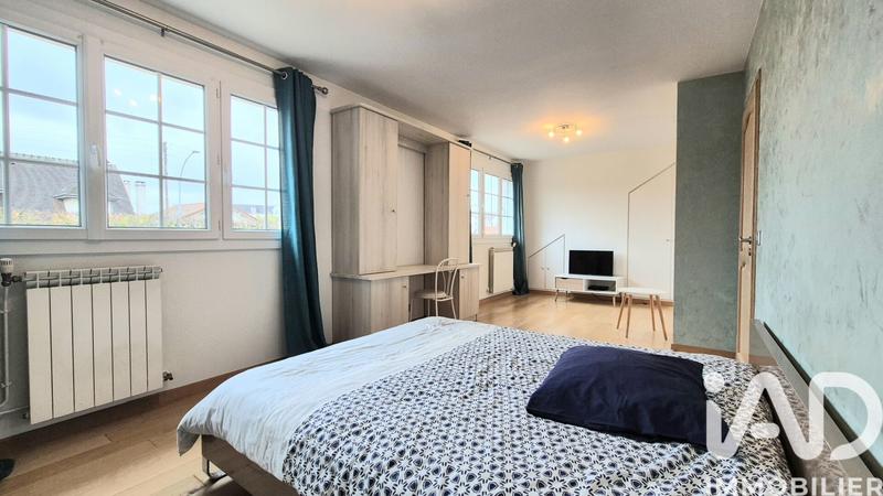 Maison - 230 m² - 7 pièces