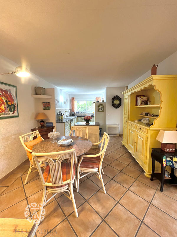 Maison - 197 m² - 5 pièces