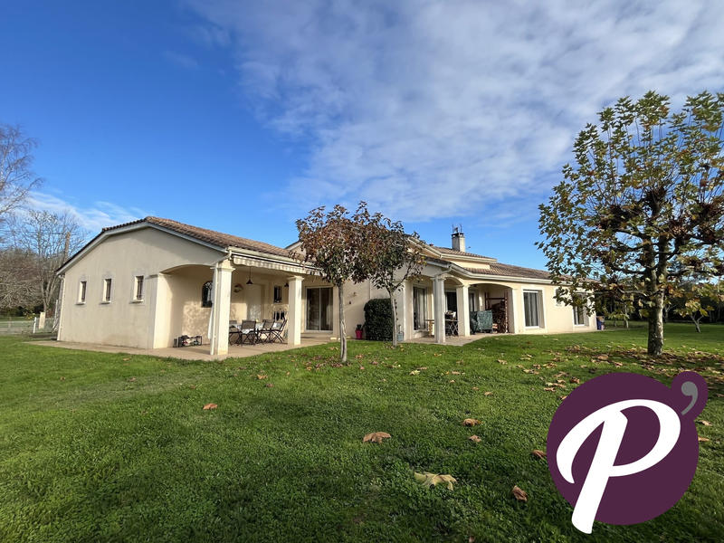 Maison - 161 m² - 7 pièces