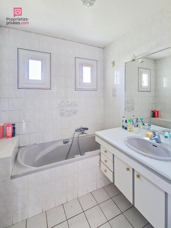 Maison - 135 m² - 7 pièces