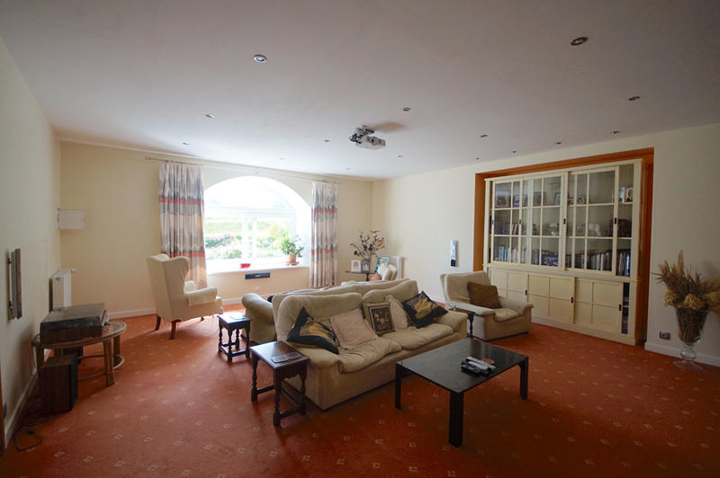 Demeure - 350 m² - 10 pièces