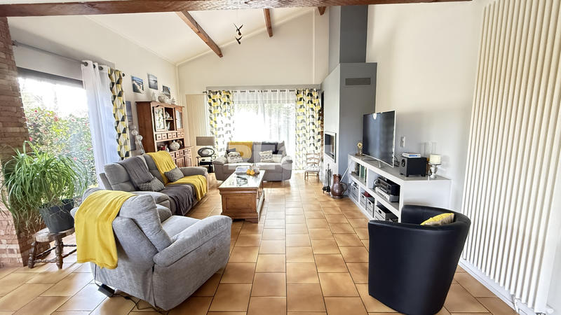 Villa - 183 m² - 6 pièces