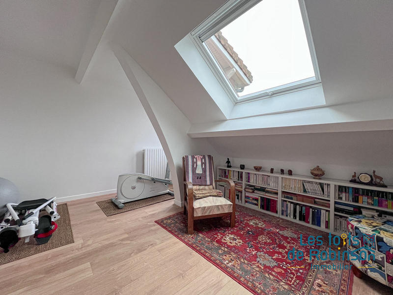 Maison - 184 m² - 7 pièces