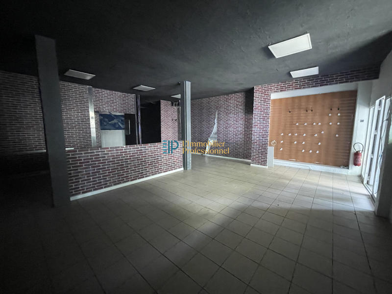 Local commercial - 180 m²