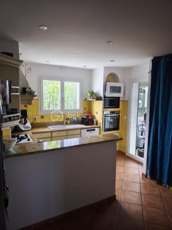 Maison traditionnelle - 200 m² - 7 pièces