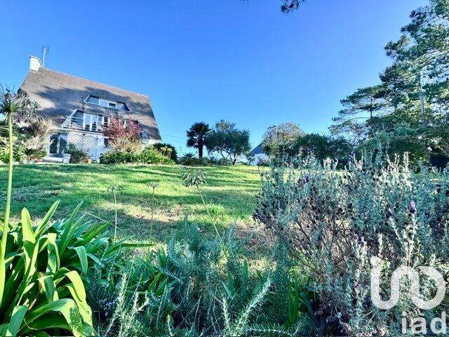 Maison - 179 m² - 8 pièces