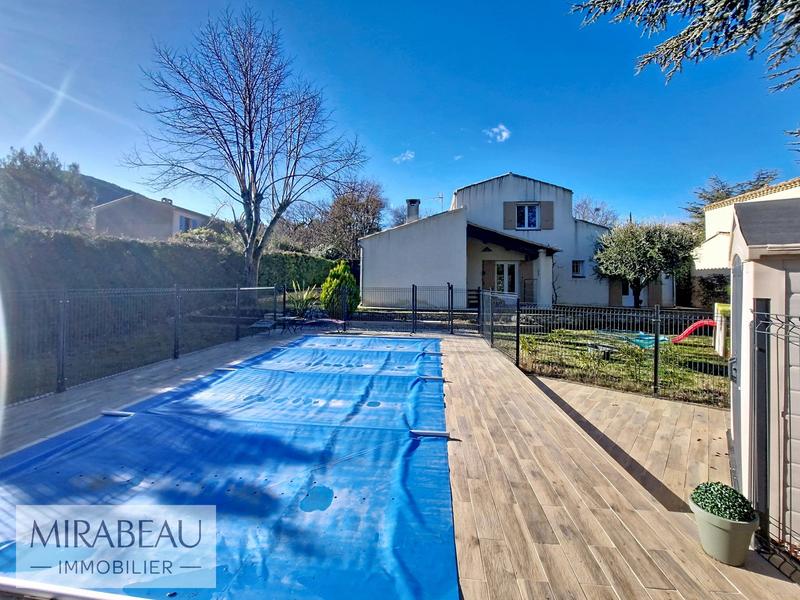 Villa - 157 m² - 6 pièces