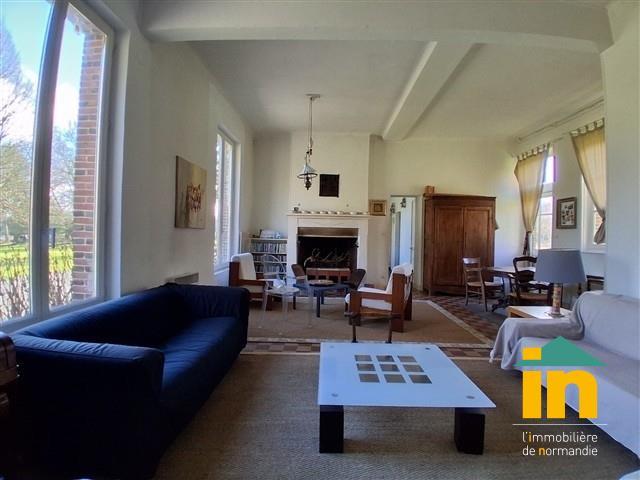 Propriété - 286 m² - 12 pièces