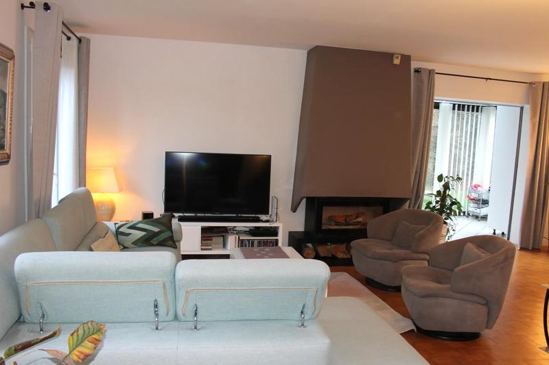 Maison - 171 m² - 7 pièces