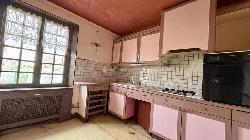 Maison - 165 m² - 8 pièces