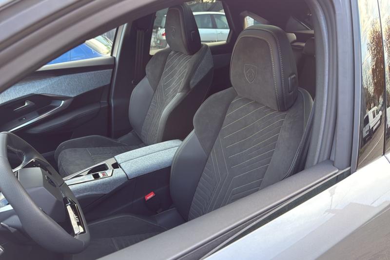 Peugeot 3008 Hybrid 145 E-Dcs6 Gt Plus