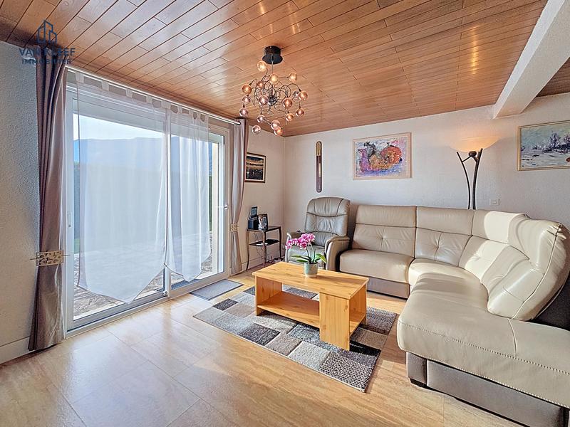 Maison traditionnelle - 94 m² - 4 pièces